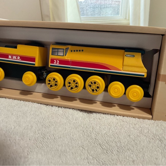 Mattel Thomas the Tank Engine Wooden Railway Series (Thomas) Rebecca HBK14 - Picture 9 of 9